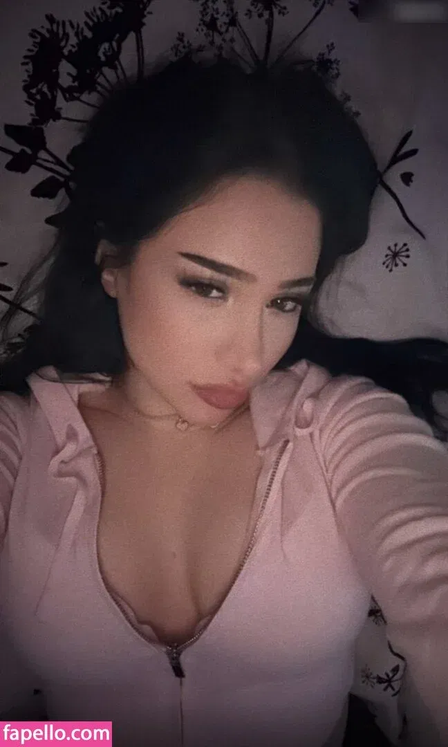 yasilisches Onlyfans Photo Gallery 