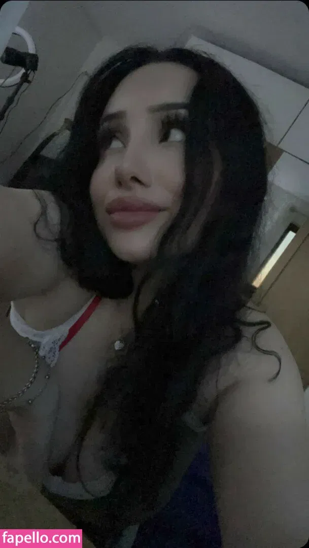 yasilisches Onlyfans Photo Gallery 