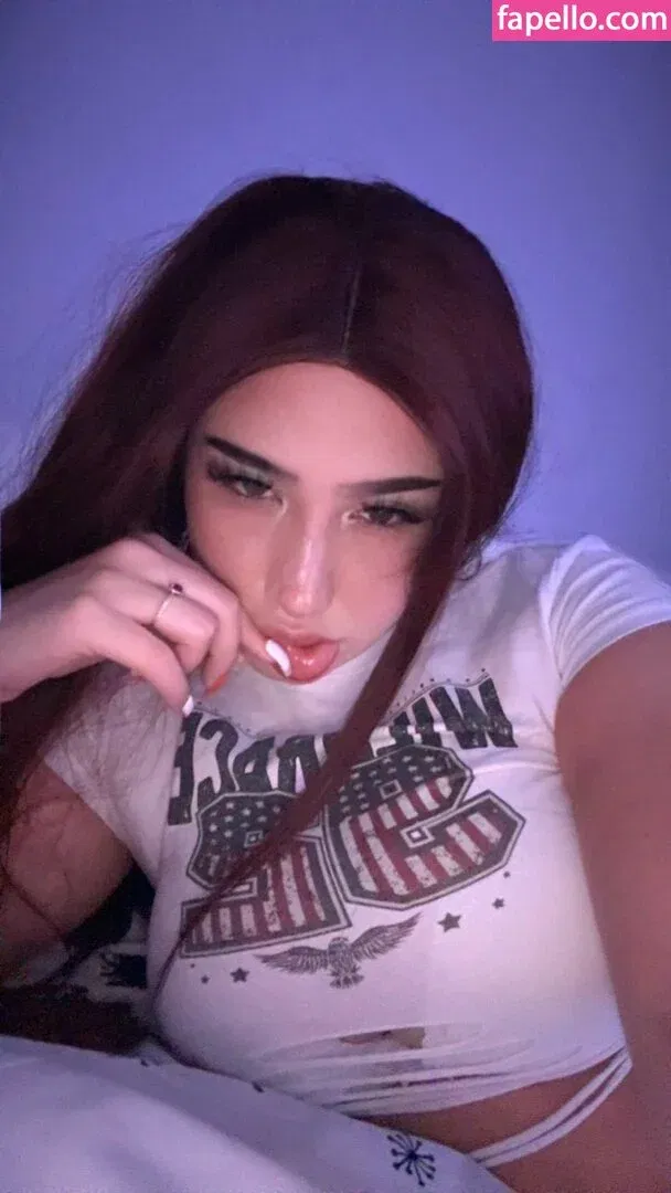 yasilisches Onlyfans Photo Gallery 