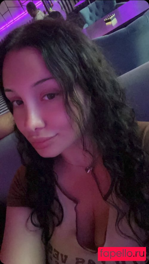 yasilisches Onlyfans Photo Gallery 