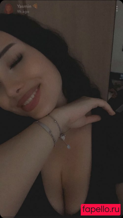 yasilisches Onlyfans Photo Gallery 