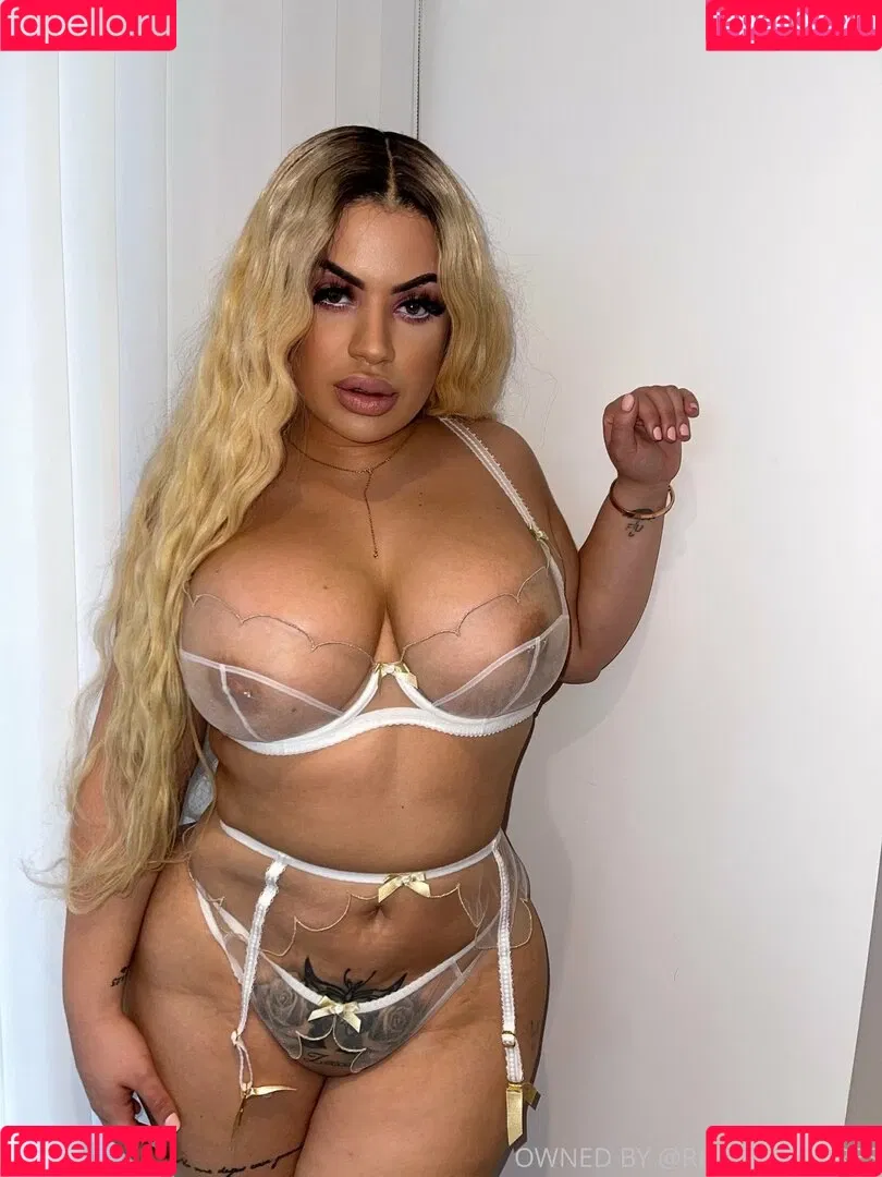 lissaaires Onlyfans Photo Gallery 