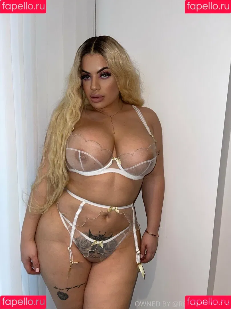 lissaaires Onlyfans Photo Gallery 