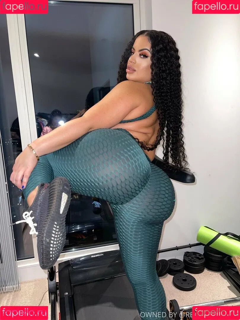 lissaaires Onlyfans Photo Gallery 