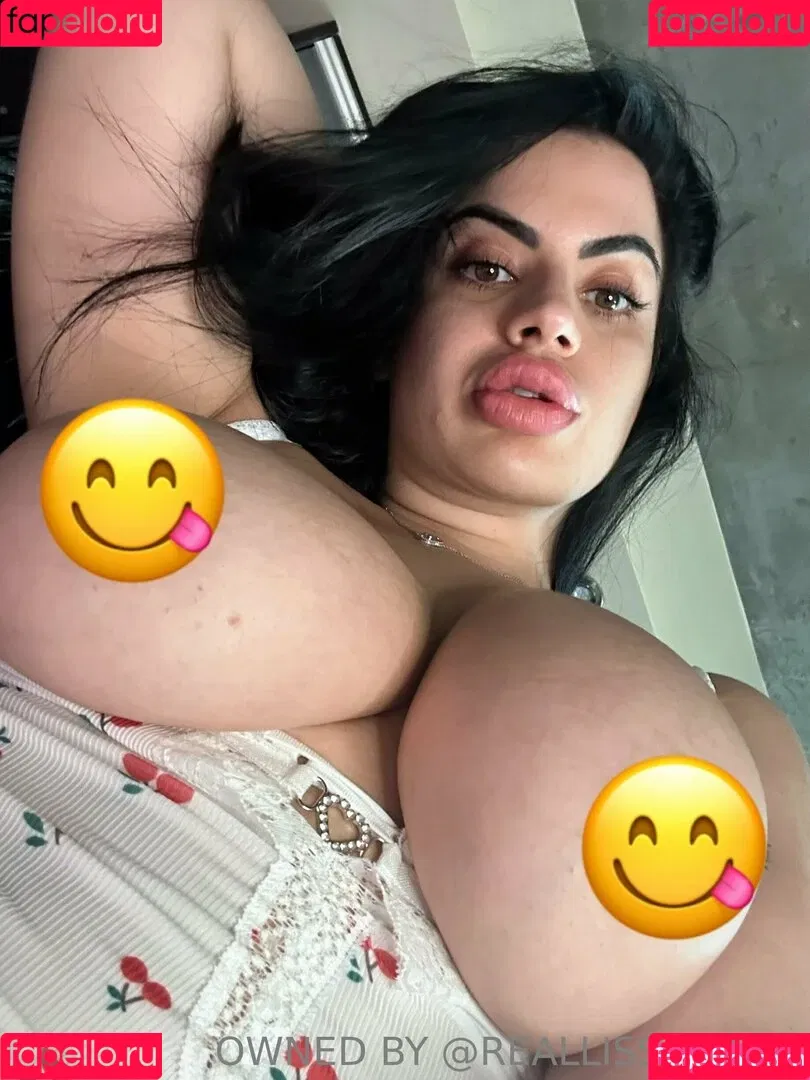 lissaaires Onlyfans Photo Gallery 