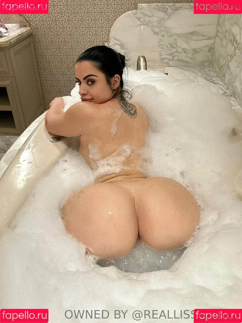 lissaaires Onlyfans Photo Gallery 