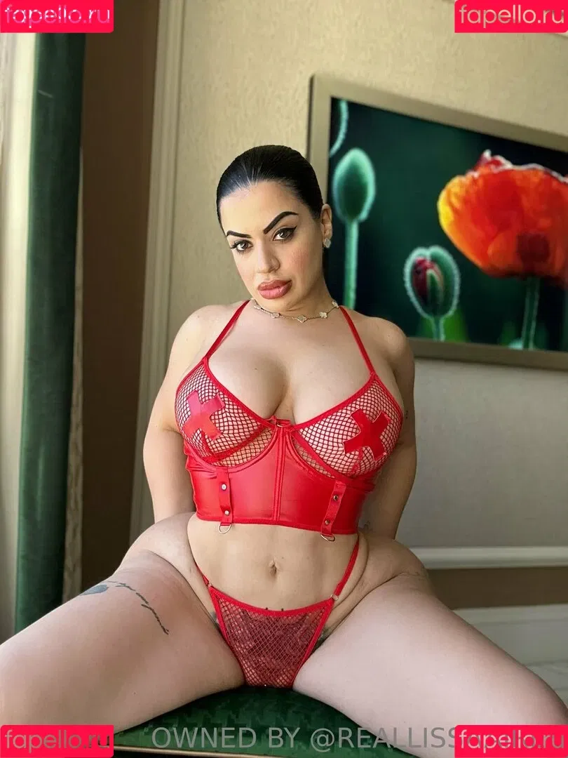 lissaaires Onlyfans Photo Gallery 