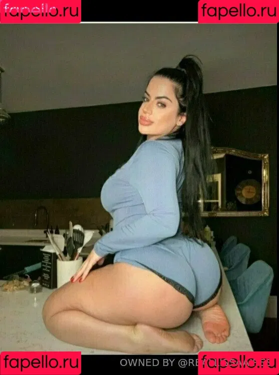 lissaaires Onlyfans Photo Gallery 