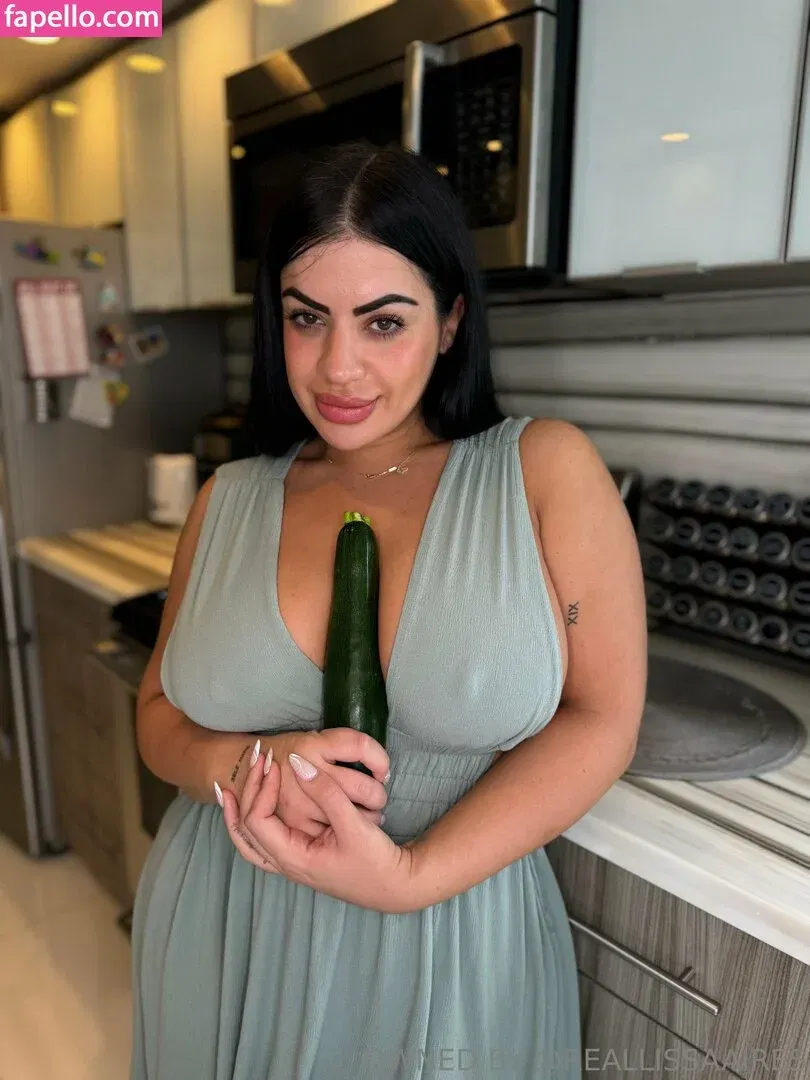 lissaaires Onlyfans Photo Gallery 