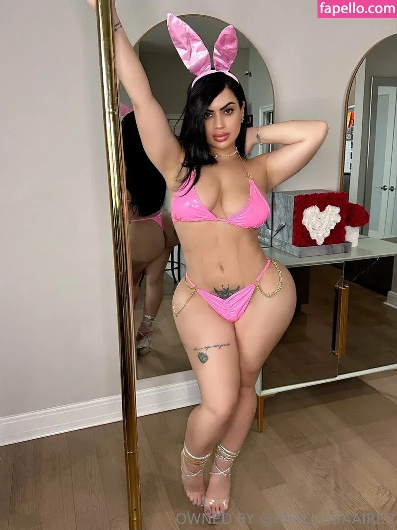 lissaaires Onlyfans Photo Gallery 