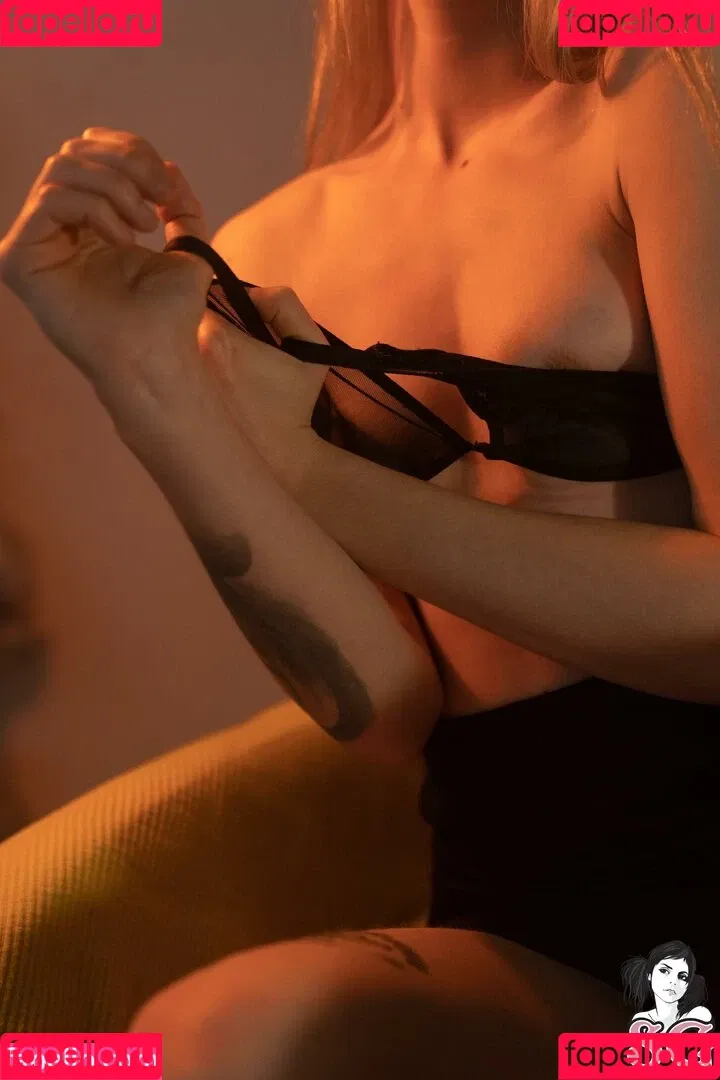 nikitaray Onlyfans Photo Gallery 