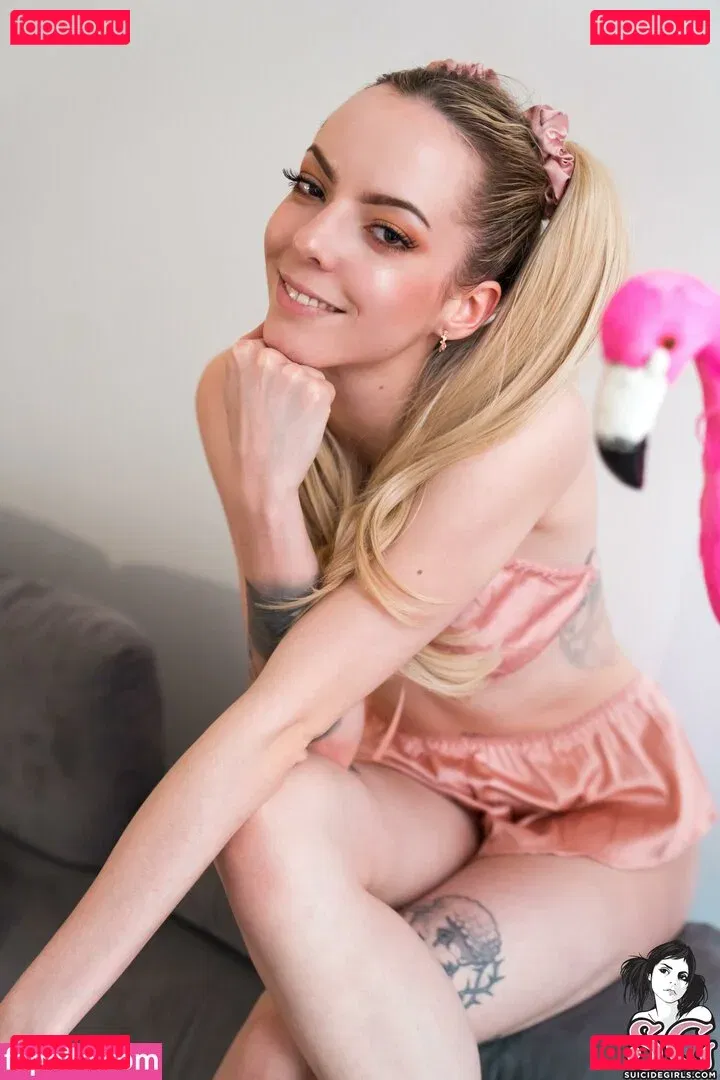 nikitaray Onlyfans Photo Gallery 