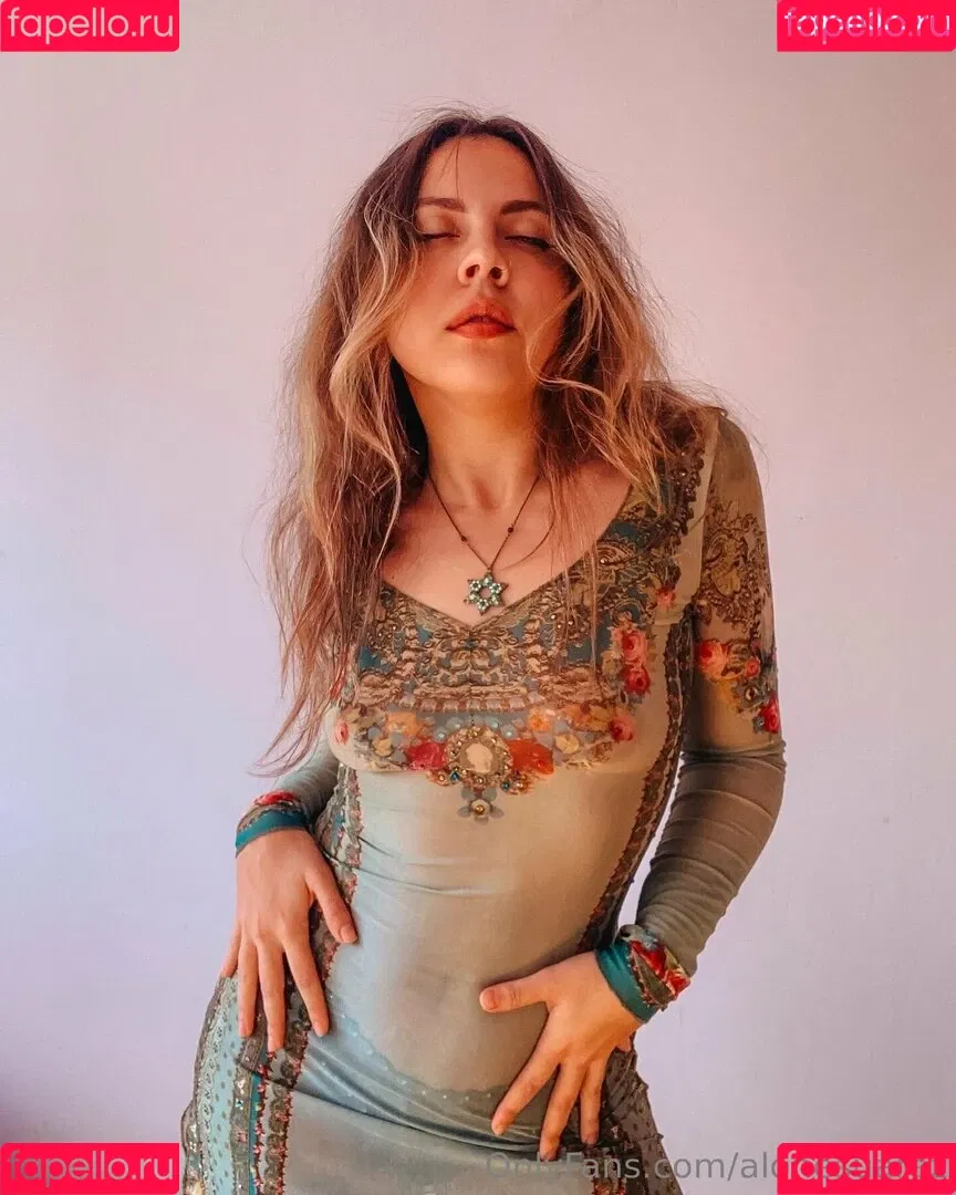 alonesuarez Onlyfans Photo Gallery 