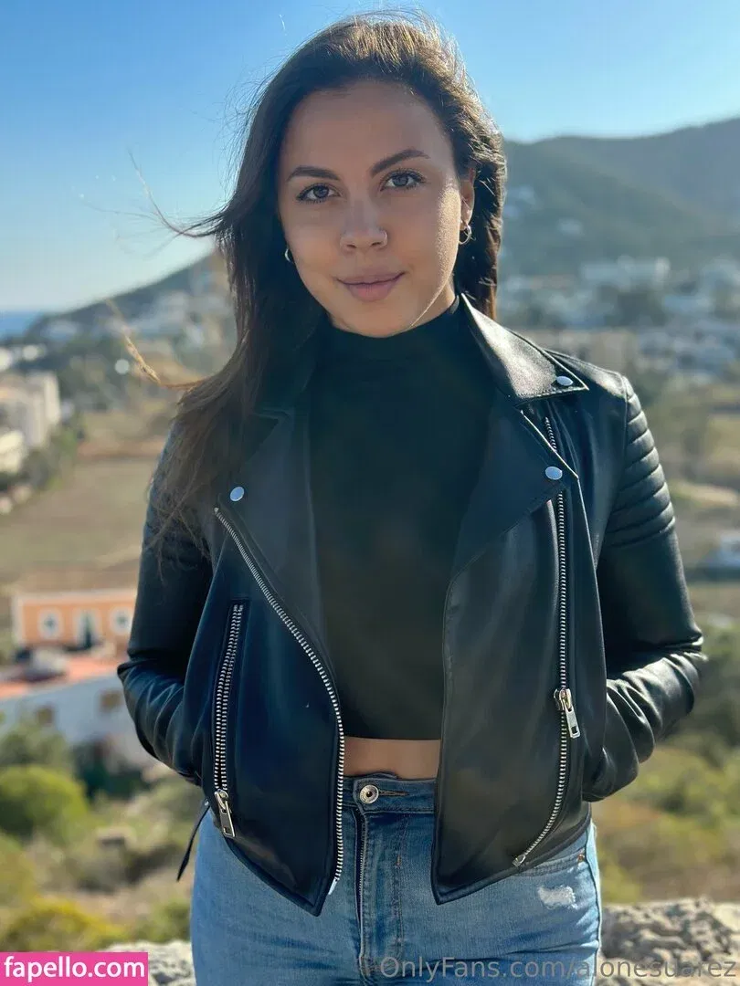 alonesuarez Onlyfans Photo Gallery 