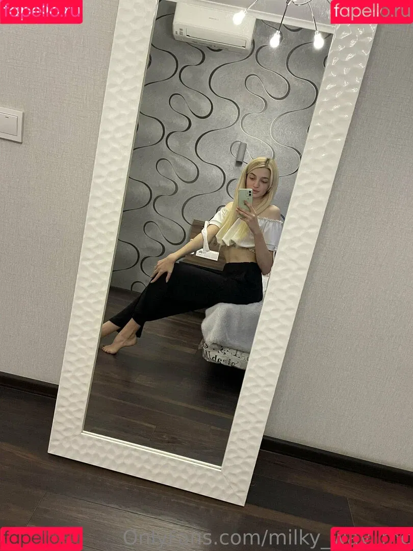 milana_candy Onlyfans Photo Gallery 