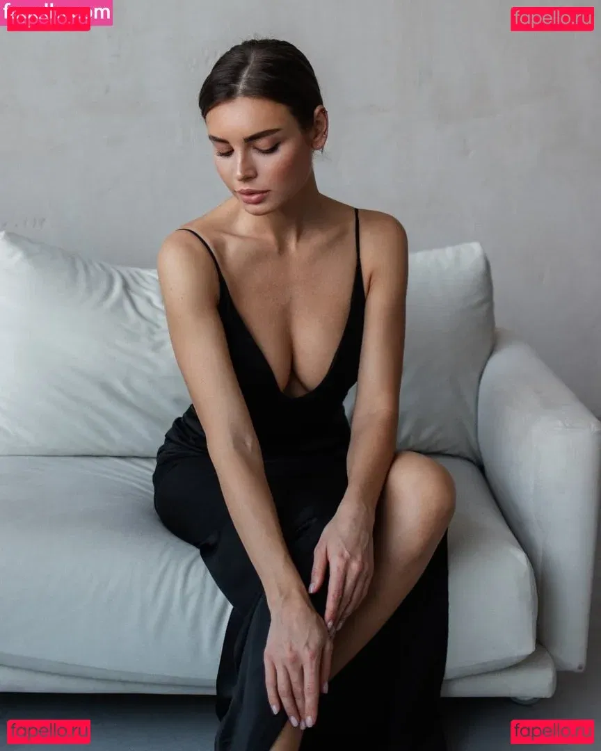 Dasha Neyolova Onlyfans Photo Gallery 