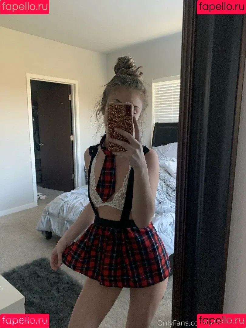 rosycheekzz Onlyfans Photo Gallery 