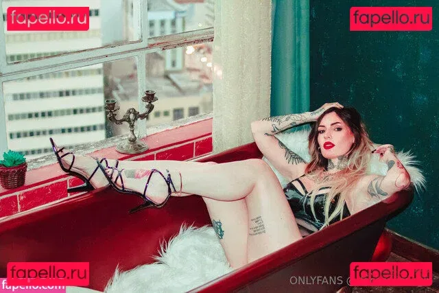 Doce Suicide Onlyfans Photo Gallery 