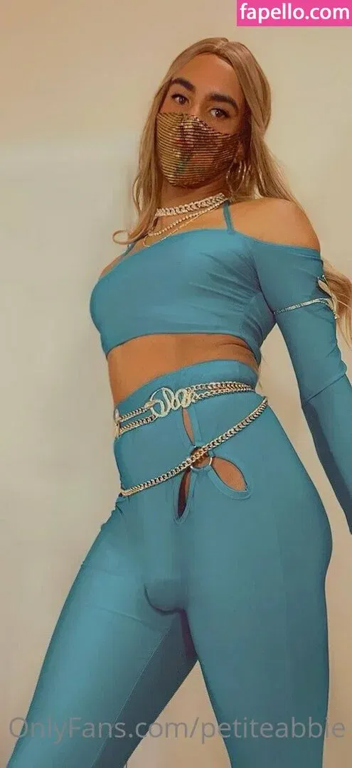 petiteabbie Onlyfans Photo Gallery 