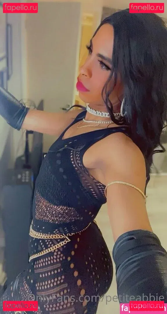 petiteabbie Onlyfans Photo Gallery 