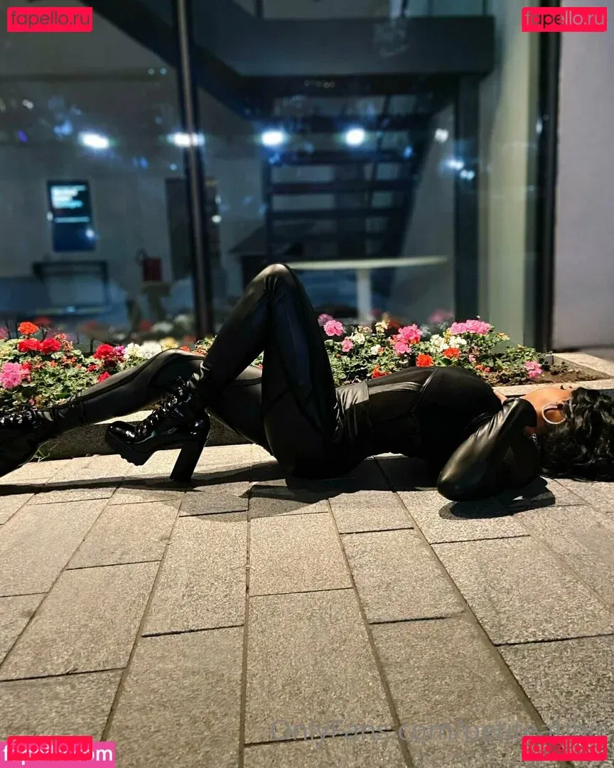 petiteabbie Onlyfans Photo Gallery 