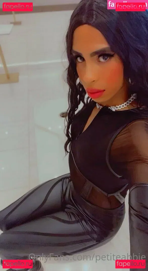 petiteabbie Onlyfans Photo Gallery 