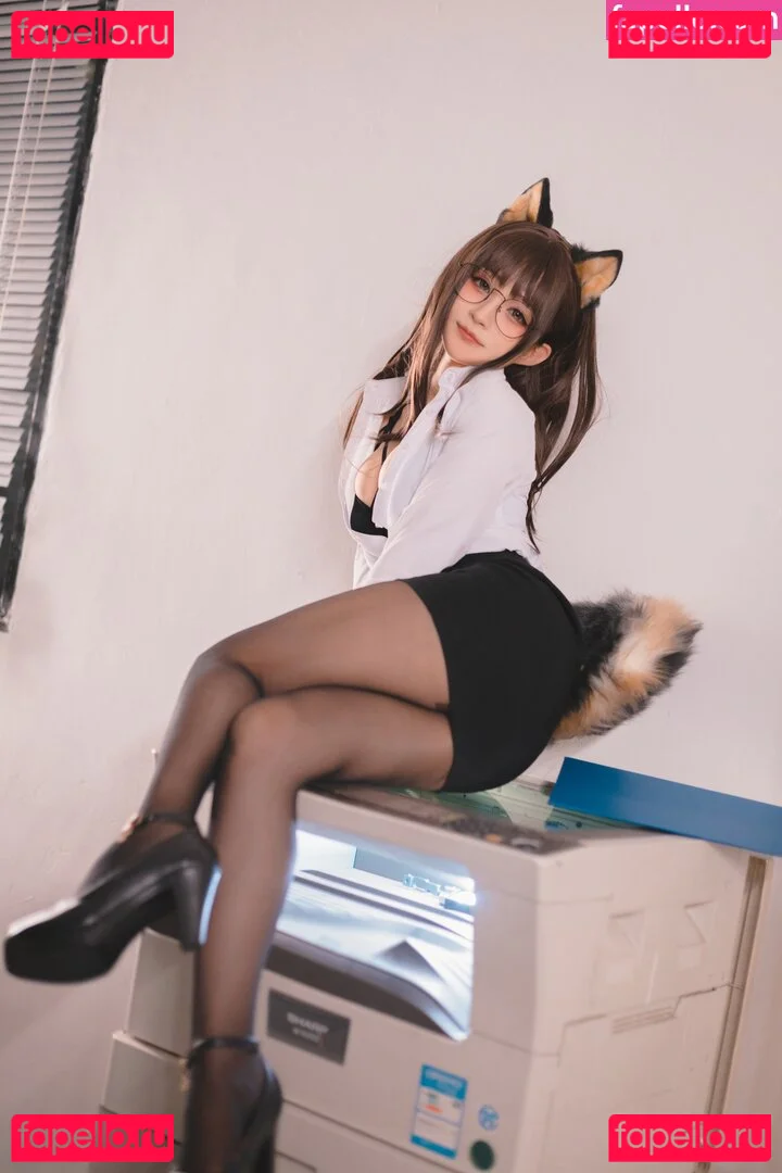 Sakurai Ningning Onlyfans Photo Gallery 