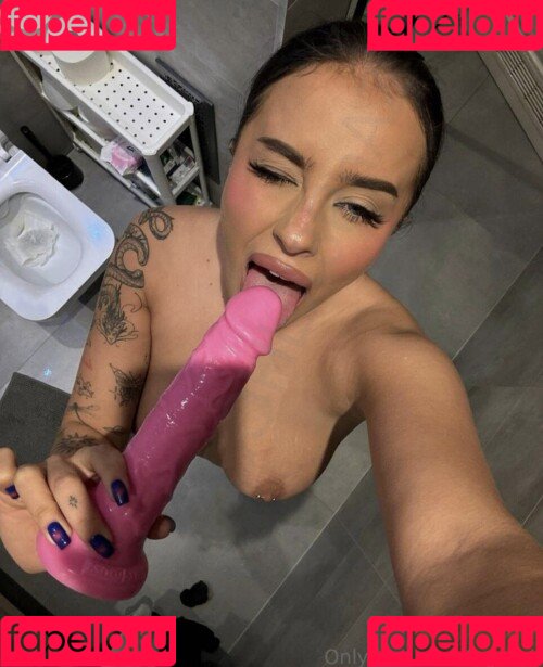 Fagata Onlyfans Photo Gallery 