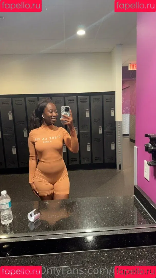 chynelle Onlyfans Photo Gallery 
