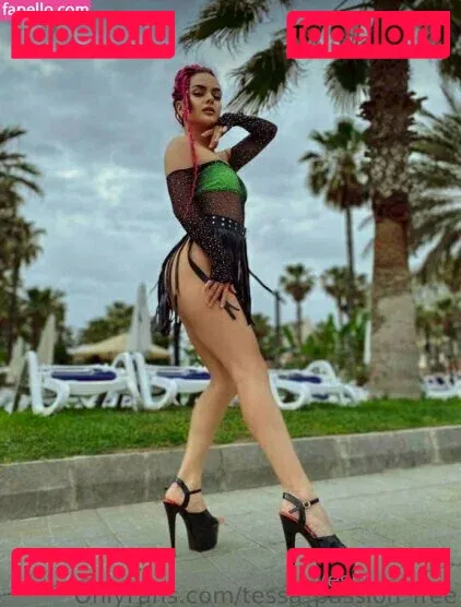 Esmeralda Onlyfans Photo Gallery 