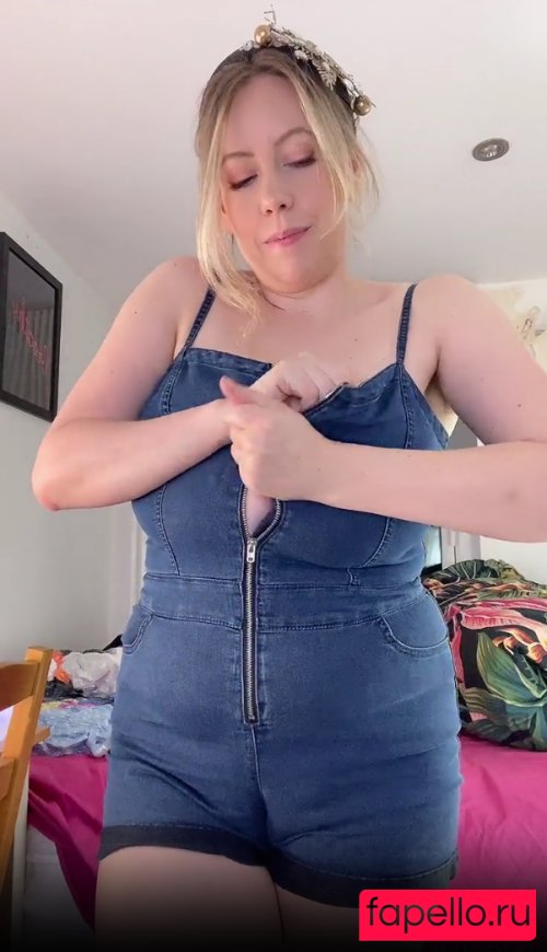 pilyplum Nude Onlyfans Photo 15