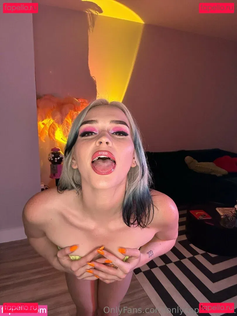 onlysophieviolet Onlyfans Photo Gallery 