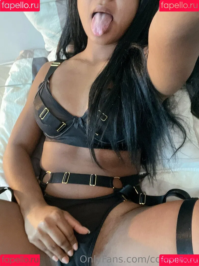 llalalinaa Onlyfans Photo Gallery 