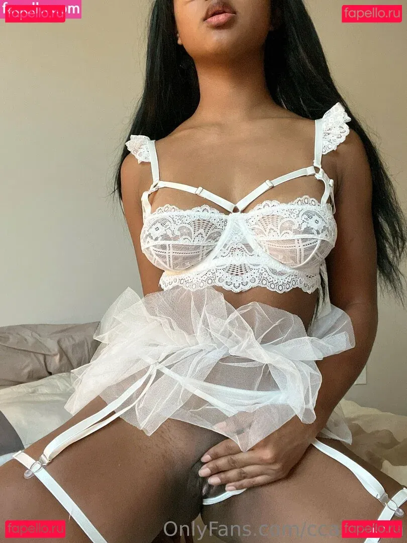 llalalinaa Onlyfans Photo Gallery 