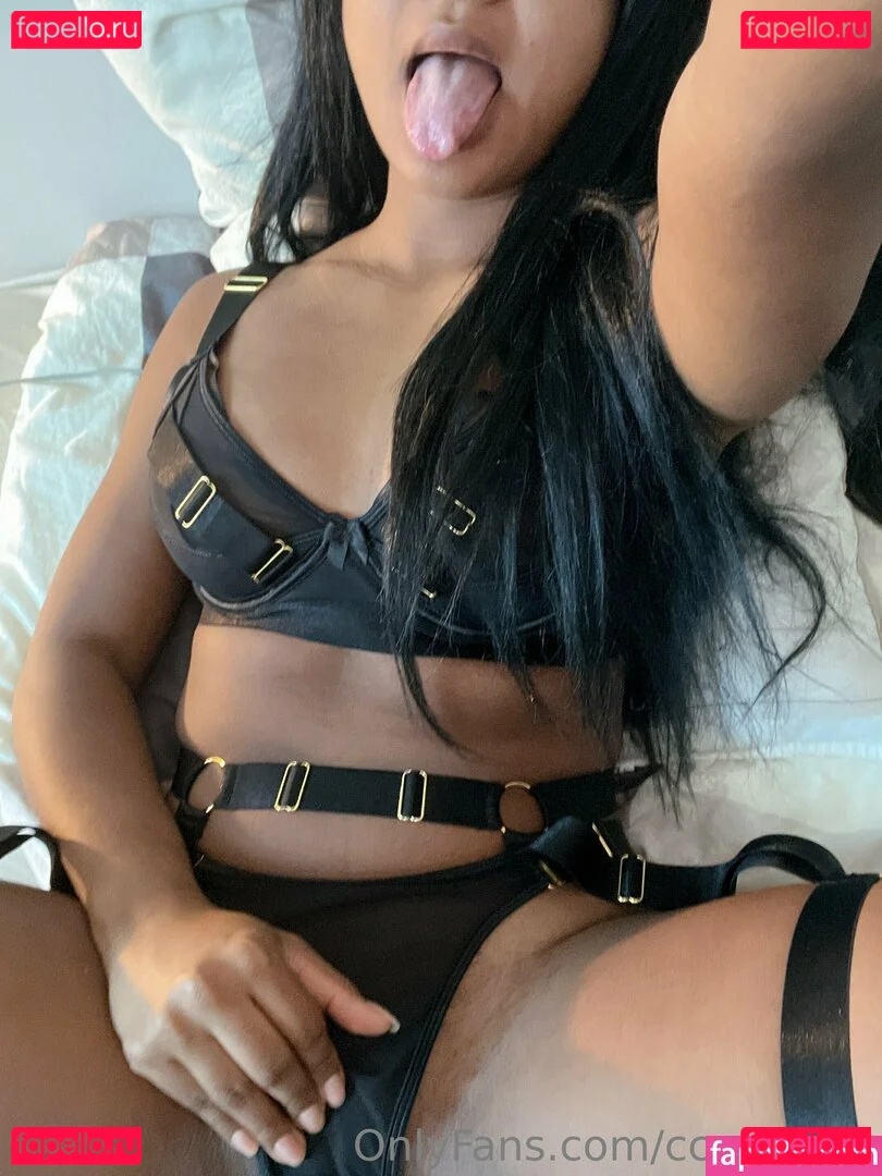 llalalinaa Onlyfans Photo Gallery 