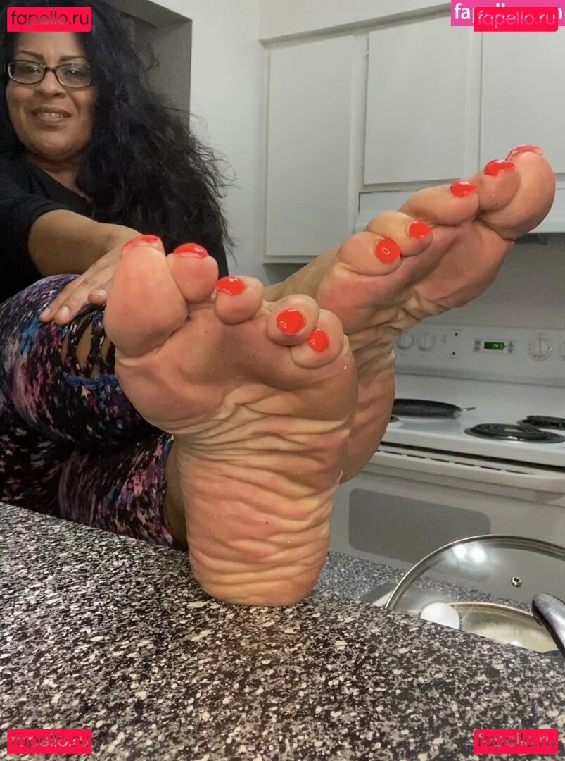 Comefollowsarah Sarah Onlyfans Photo Gallery 