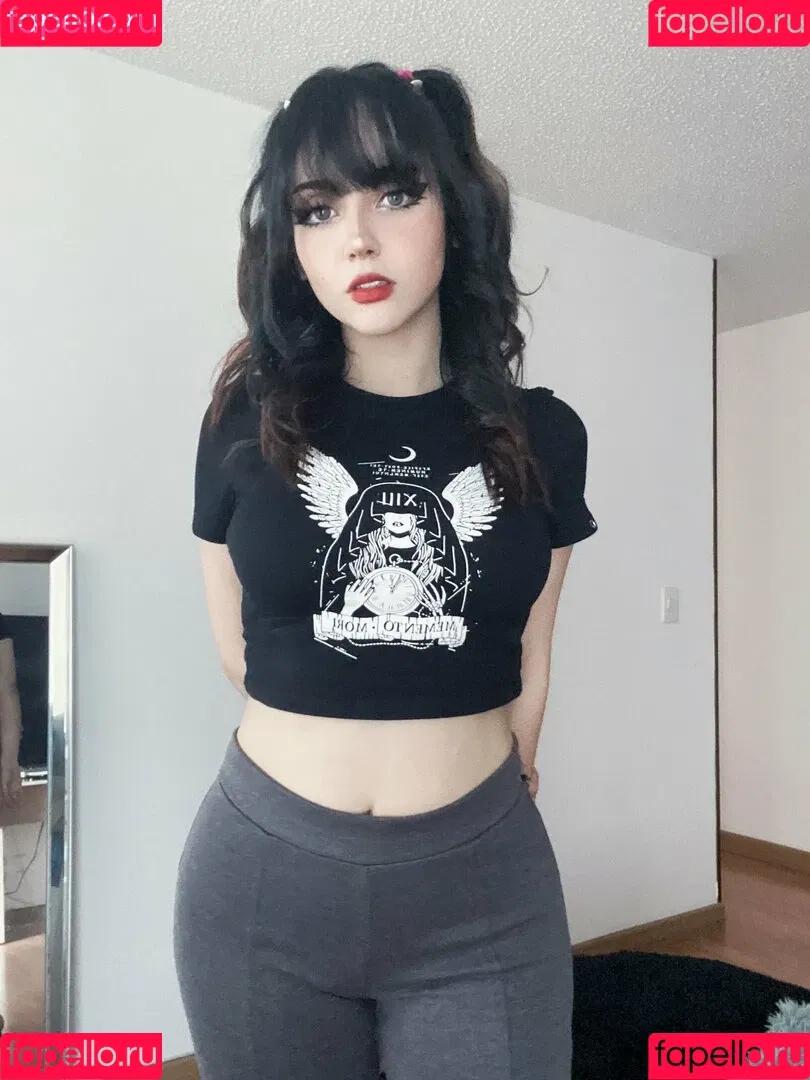 Itsmidna Onlyfans Photo Gallery 