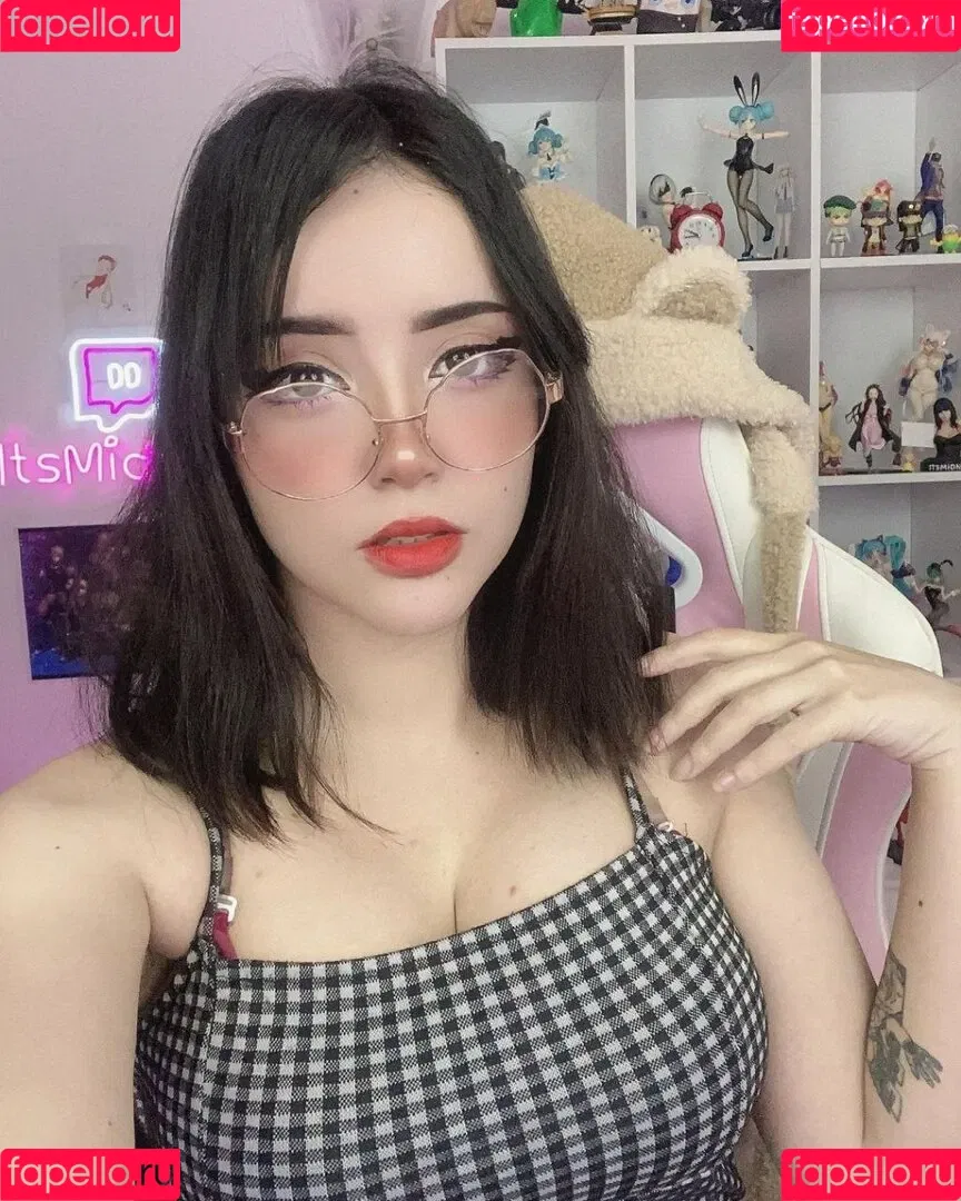 Itsmidna Onlyfans Photo Gallery 