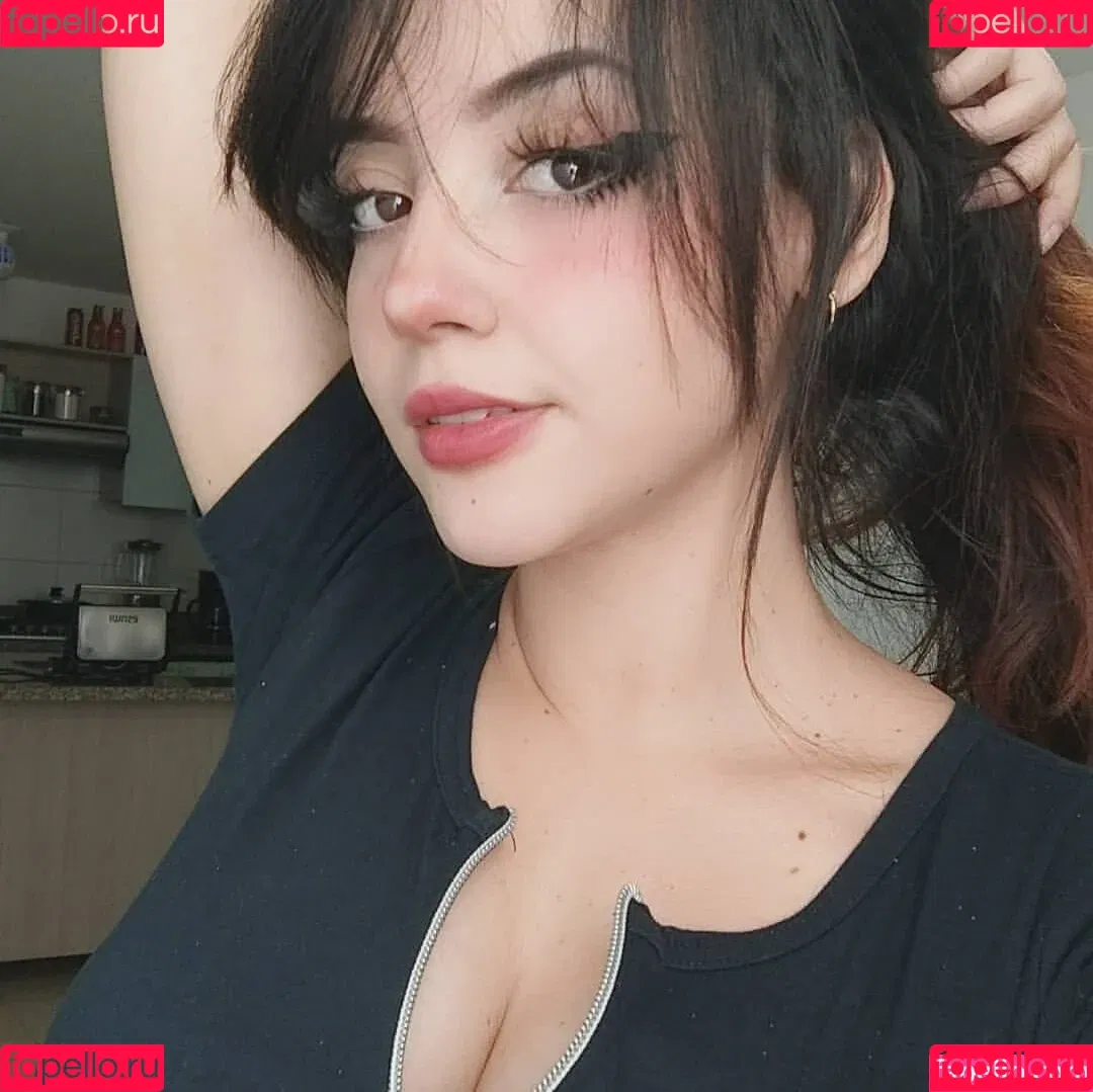 Itsmidna Onlyfans Photo Gallery 