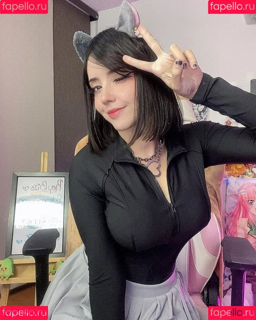 Itsmidna Onlyfans Photo Gallery 