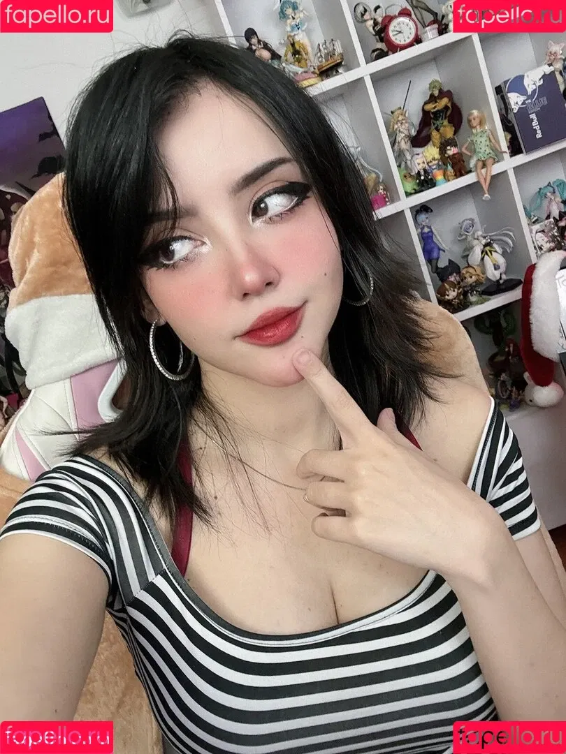 Itsmidna Onlyfans Photo Gallery 