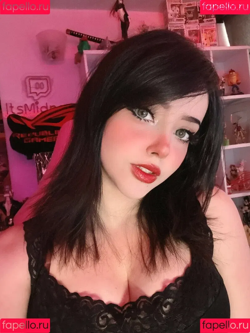 Itsmidna Onlyfans Photo Gallery 