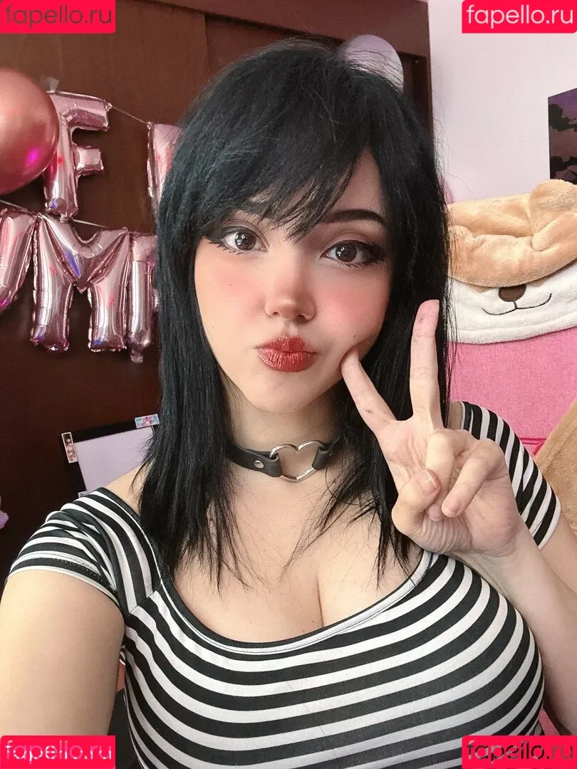 Itsmidna Onlyfans Photo Gallery 