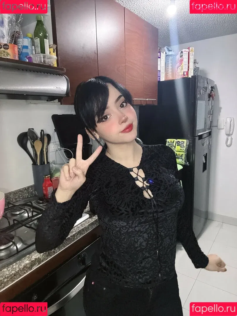 Itsmidna Onlyfans Photo Gallery 