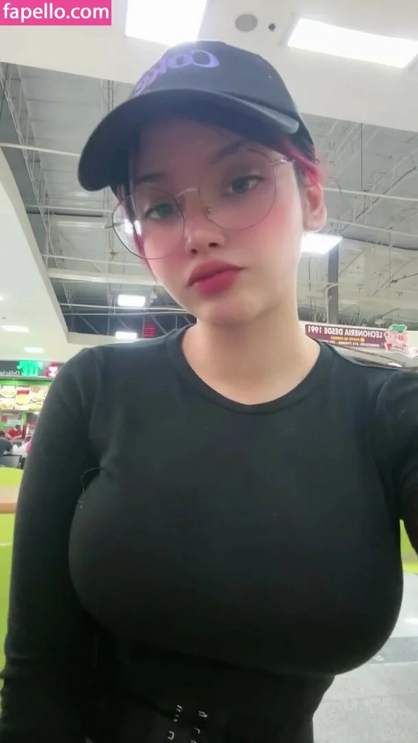 Itsmidna Onlyfans Photo Gallery 