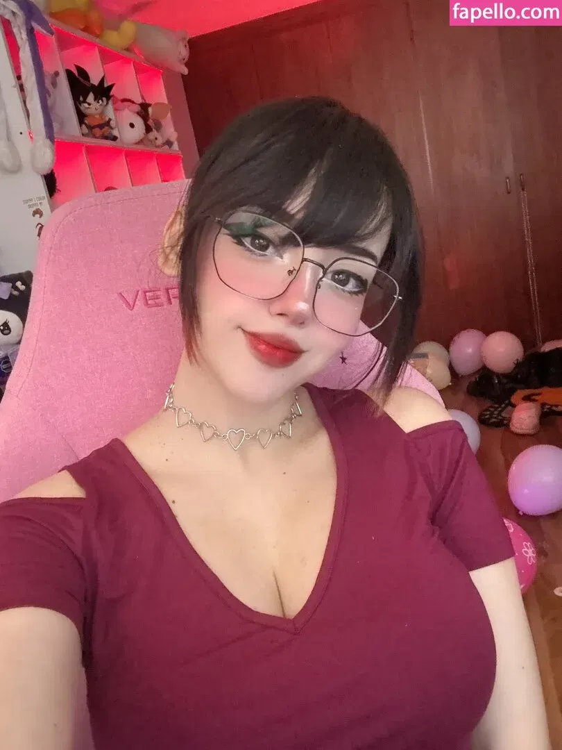 Itsmidna Onlyfans Photo Gallery 