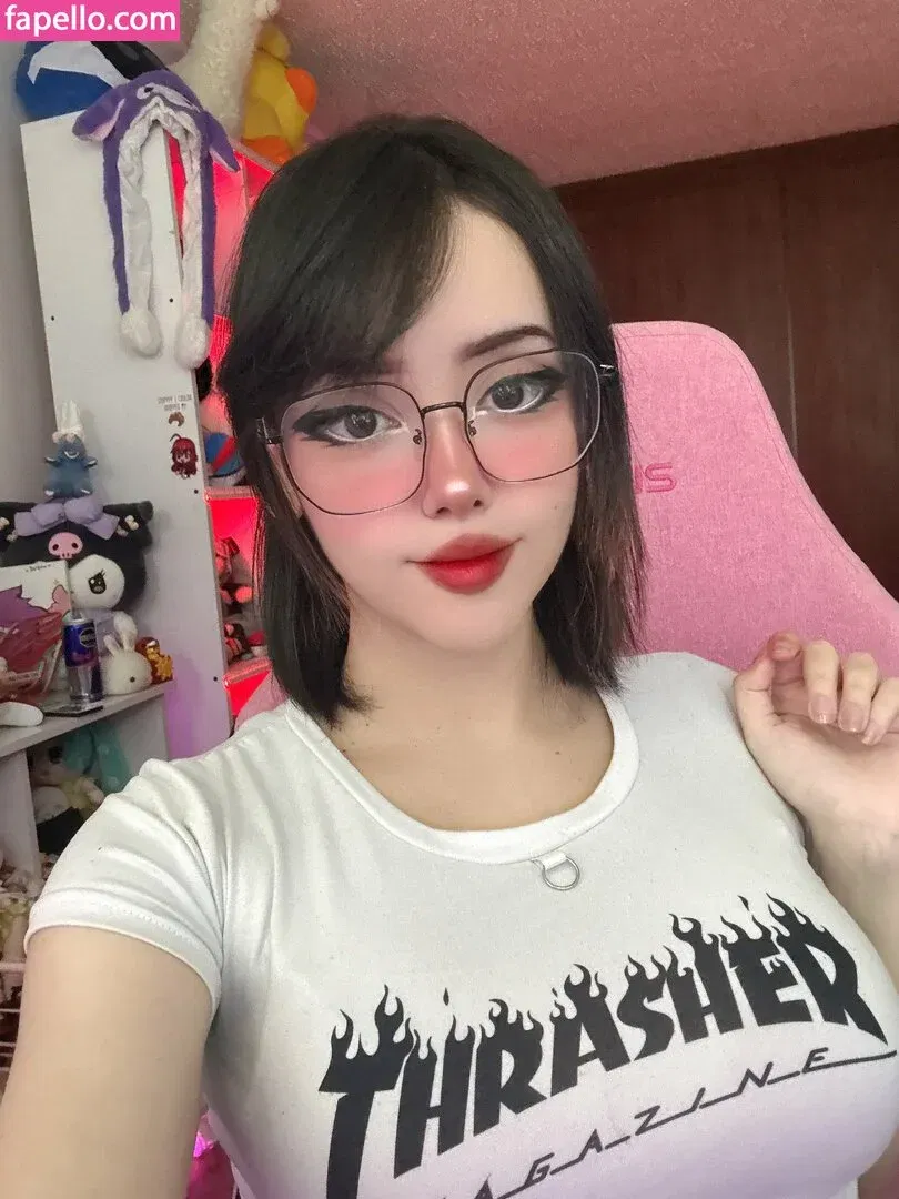 Itsmidna Onlyfans Photo Gallery 