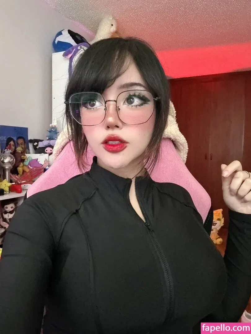 Itsmidna Onlyfans Photo Gallery 