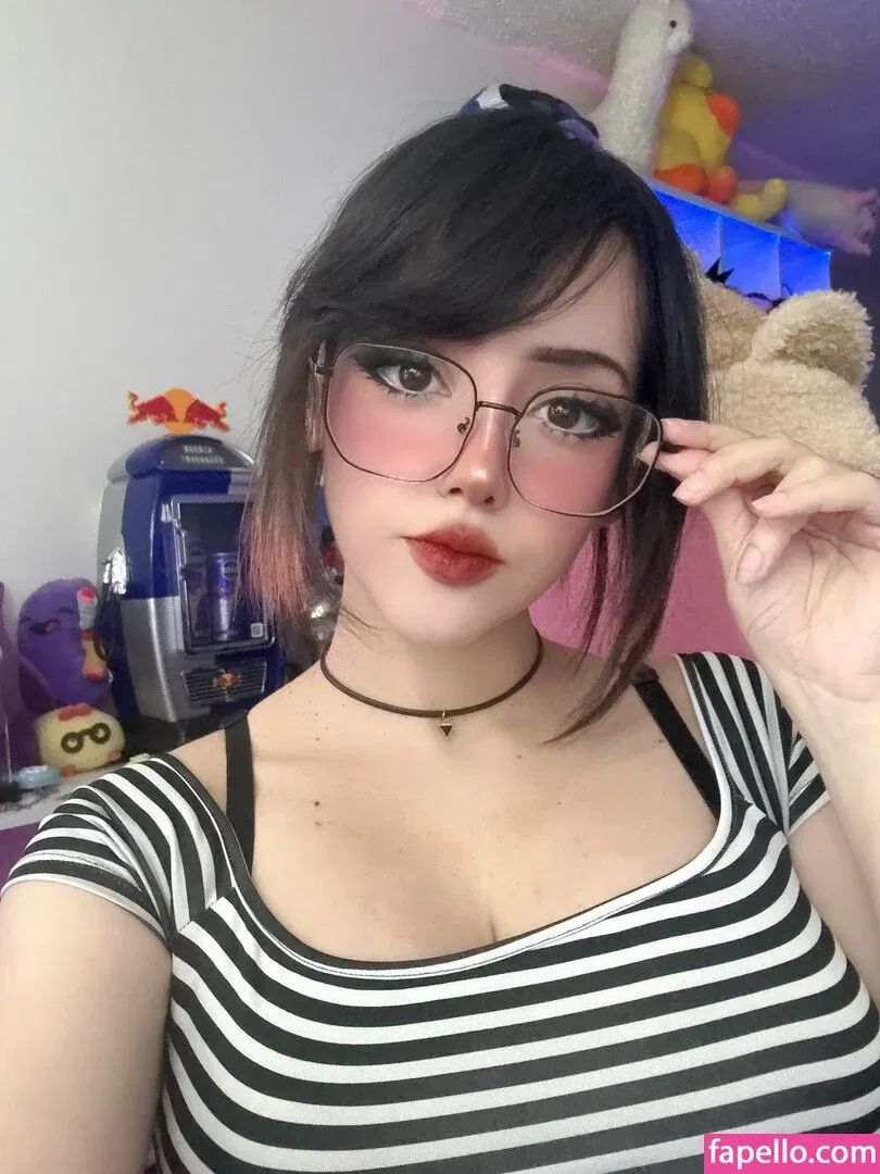 Itsmidna Onlyfans Photo Gallery 