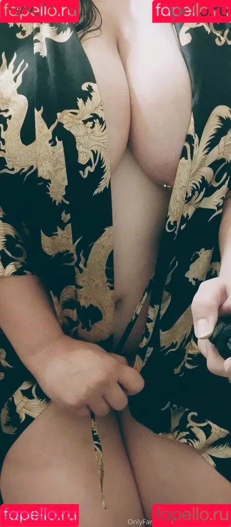 madam.vakarian Onlyfans Photo Gallery 
